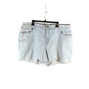 Ava & Viv Light Wash Size 22W Shorts NWT